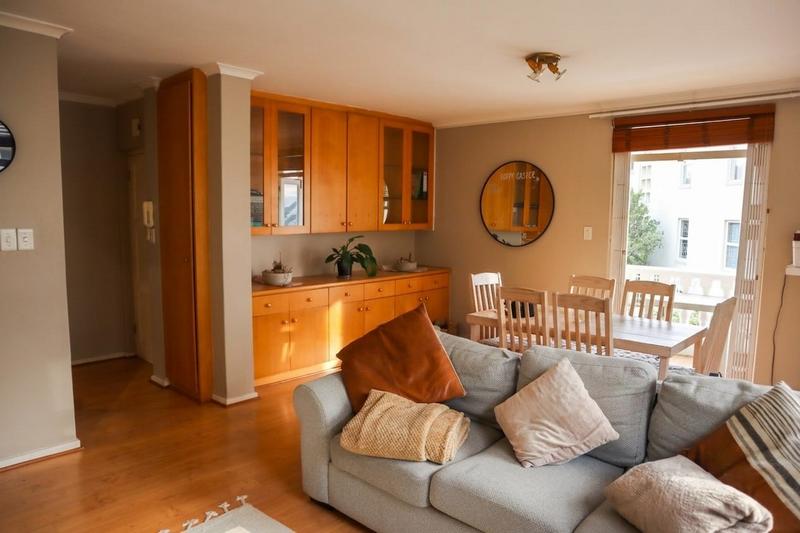 To Let 2 Bedroom Property for Rent in Vredehoek Western Cape